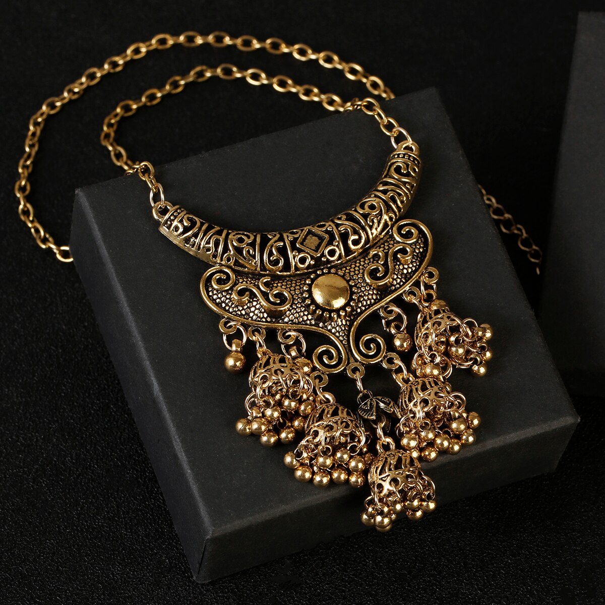 Retro Jewelry Set: Ethnic Charm | Ace of Craft