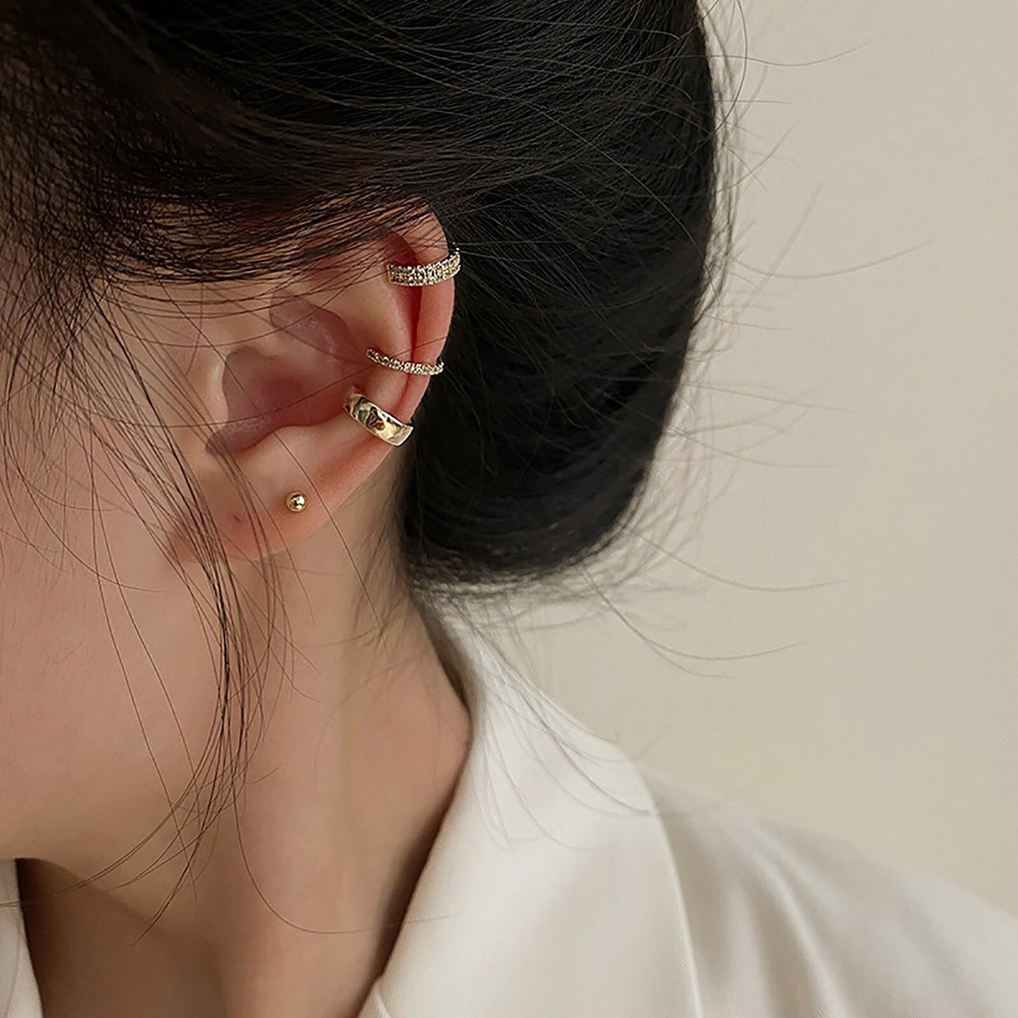 Effortless Elegance: Women's Non-Piercing Gold Ear Cuff Earrings | Ace of Craft