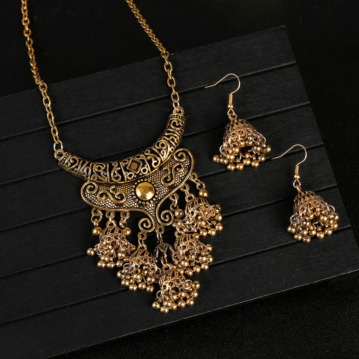 Retro Jewelry Set: Ethnic Charm | Ace of Craft
