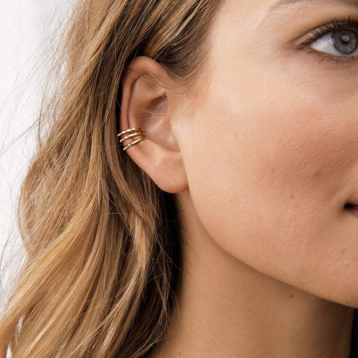 Effortless Elegance: Women's Non-Piercing Gold Ear Cuff Earrings | Ace of Craft