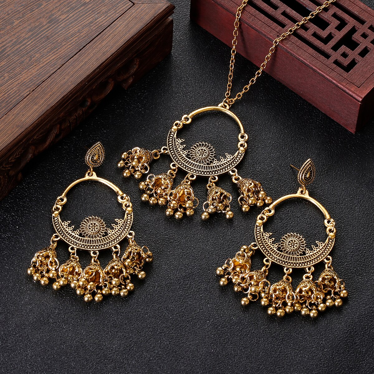 Retro Jewelry Set: Ethnic Charm | Ace of Craft
