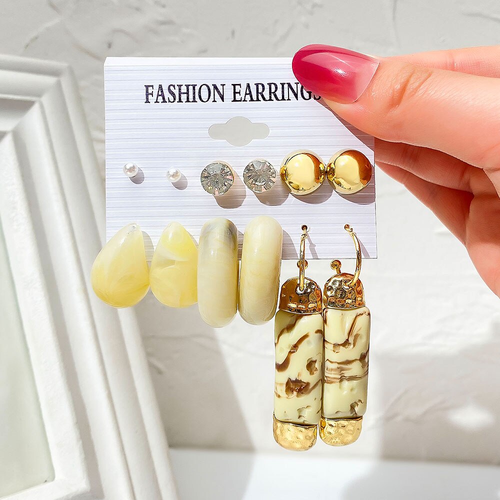 Trendy Acrylic Chain Earrings: Vibrant Resin Tassel Drops