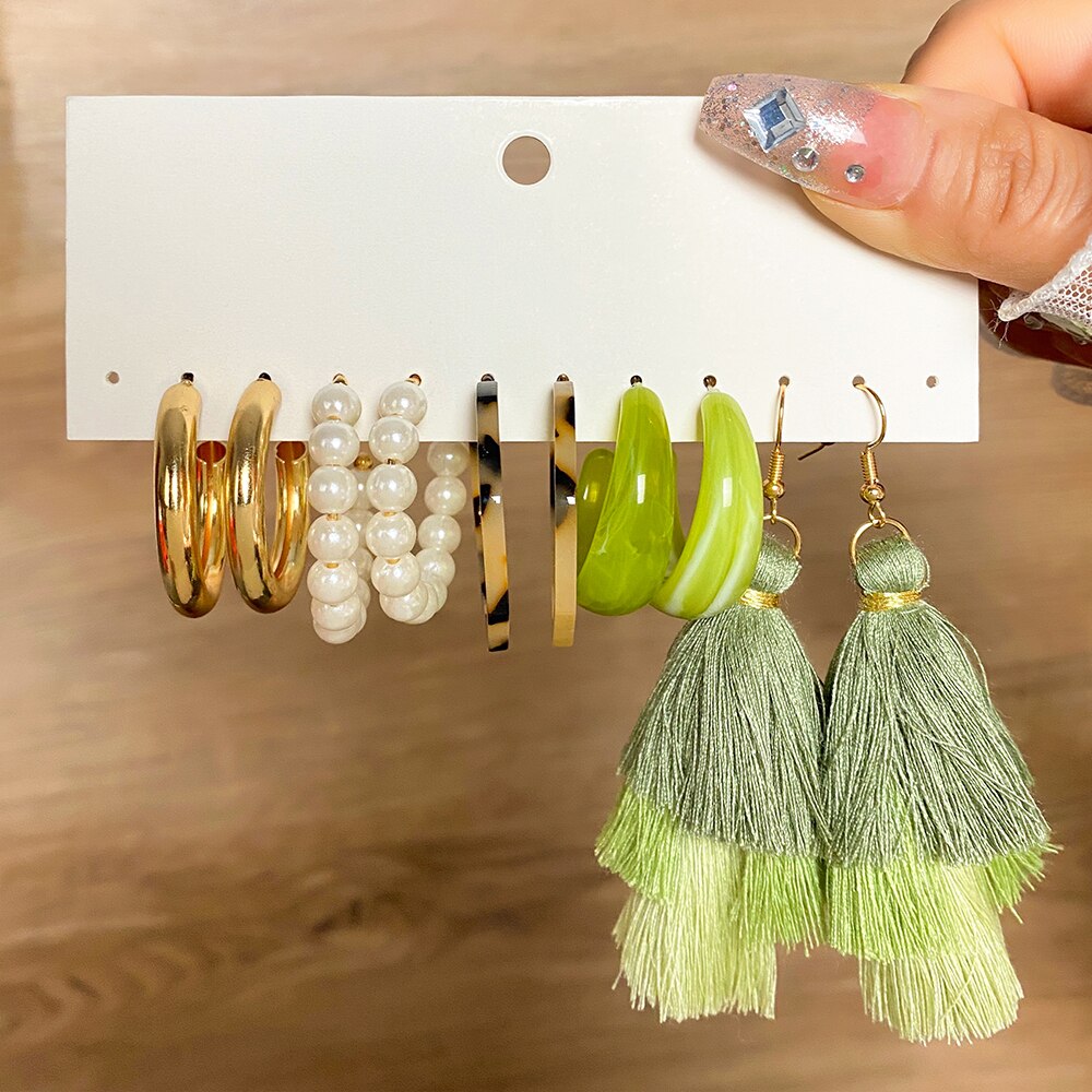 Trendy Acrylic Chain Earrings: Vibrant Resin Tassel Drops