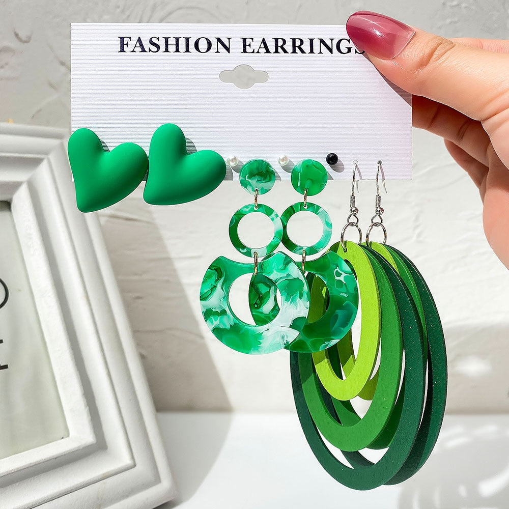 Trendy Acrylic Chain Earrings: Vibrant Resin Tassel Drops