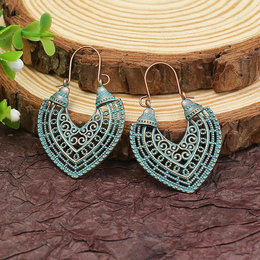 Bohemian Vintage Earrings: Colorful Elegance for Every Style