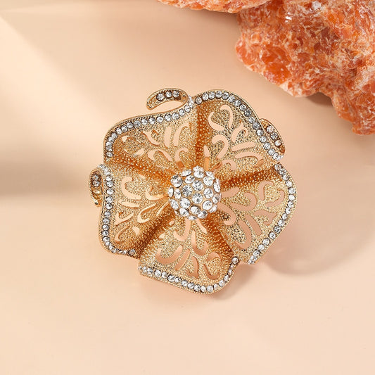 Classic Flower Zircon Ring: Adjustable Women's Jewelry