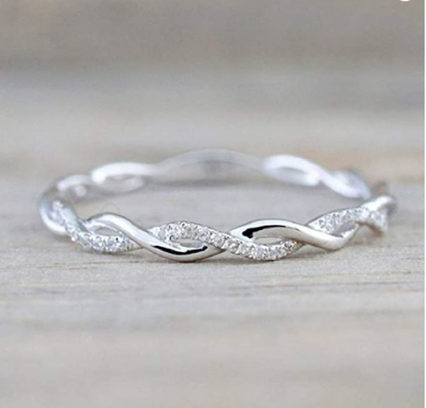 Modern Elegance: Stacking Diamond Ring